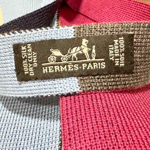 🔥HERMES EXCLUSIVE🔥🆕💯AUTH HERMES Maille De Soie 4 Temps Muti Seasons Tie😍 - Picture 6 of 17